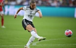 L'attaquante de l'Allemagne Klara Bühl face au Danemark dans le groupe B de l'Euro à Brentford, le 8 juillet 2022 