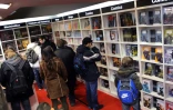 Des lecteurs au festival de la bande dessinée le 3 février 2013 à Angoulême 