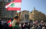 Des habitants manifestent contre les destructions dans leurs villages dans le sud du Liban et l’interdiction de rentrer chez eux imposée par l’armée israélienne, le 30 avril 2026 à Beyrouth