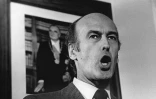 Le candidat à la présidentielle Valéry Giscard d'Estaing en campagne à Chamalières dans le Puy-de-Dôme le 9 mai 1974