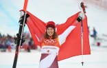 La Suissesse Michelle Gisin célèbre sa victoire au slalom du combiné, à Jeongseon, le 22 février 2018