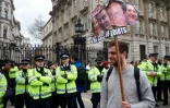 Des manifestants contre David Cameron le 9 avril 2016 à Londre