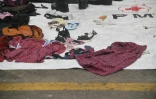 Des débris et effets personnels récupérés sur le site de l'accident du vol Lion Air en mer de Java, le 30 octobre 2018 sur un quai du port de Jakarta