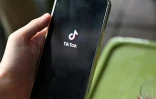 TikTok assure régulièrement faire de la sécurité des jeunes "sa priorité absolue"