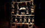 Un siège royal du royaume de Dahomey du début du 19e siècle exposé au musée du quai Branly, le 18 juin 2018 à Paris