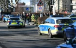 Police et secours devant l'université après une attaque à Heidelberg, dans le sud de l'Allemagne, le 24 janvier 2022
