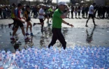 Des participants du 30e marathon de Paris, le 12 avril 2015