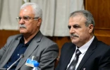 Les chefs du principal groupe d'opposition syrienne George Sabra et Asaad Zoabi le 1er février 2016 à Genève