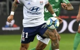 L'attaquant lyonnais Memphis Depay, ici lors du déplacement à Saint-Etienne, le 6 octobre 2019, est incertain pour la réception de Nice