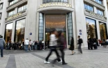 Paris comptera dès cet automne douze "zones touristiques internationales" (ZTI) où les commerces pourront ouvrir le dimanche et tous les soirs de la semaine jusqu?à minuit