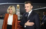 Emmanuel Macron et son épouse Brigitte, le 17 février 2026 à Mumbai, en Inde