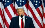 L'ancien président américain  et candidat républicain à la présidence Donald Trump lors d'une soirée électorale à West Palm Beach, en Floride, le 6 novembre 2024