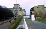 Le Mur de Berlin à hauteur du Reichstag à Berlin le 10 novembre 2019 