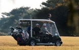 Donald Trump et Shinzo Abe après une partie de golf près de Tokyo le 5 novembre 2017