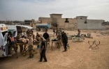 Des médecins des forces spéciales irakiennes et des volontaires étrangers à l'oeuvre à Mossoul, en Irak, le 15 novembre 2016