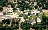 Image d'archive de l'ancien ranch de Michael Jackson en Californie, prise le 25 juin 2001
