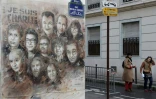 Fresque de l'artiste Christian Guemy, dit "C215", représentant les membres de l'équipe de Charlie Hebdo assassinés il y a cinq ans, rue Nicolas Appert à Paris le 7 janvier 2020 