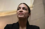 La députée démocrate Alexandria Ocasio-Cortez, le 16 janvier 2019 au Capitole de Washington