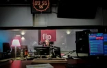 Jane Villenet, l'une des voix de FIP, à la Maison de la Radio à Paris, le 21 décembre 2020