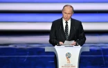 Le président russe Vladimir Poutine lors d'un discours à l'occasion du tirage au sort de la Coupe du monde de football 2018, au Kremlin à Moscou, le 1er décembre 2017