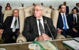 Le président du Conseil de la Nation, chambre haute du Parlement algérien, Abdelkader Bensalah assiste au 30e sommet de la Ligue arabe à Tunis, le 31 mars 2019