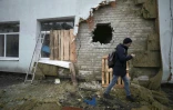 Dans le village de Stanitsa Louganska, dans l'est de l'Ukraine, après un bombardement par les séparatistes pro-russes le 18 février 2022
