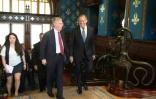 Le conseiller à la sécurité nationale du président américain Donald Trump, John Bolton (gauche), et le ministre russe des Affaires étrangères Sergueï Lavrov, le 27 juin 2018 au Kremlin.