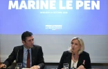 La candidate du RN à la présidentielle Marine Le Pen et son directeur de campagne Julien Sanchez lors d'une conférence de presse le 14 octobre 2026 à Bruxelles