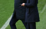 Le directeur sportif Antero Henrique et le président Nasser Al-Khelaïfi supervisent une séance d'entraînement du PSG au Camp des Loges, le 5 mars 2019 