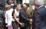 Lundi 24 Janvier 2011

Arrivée de Navin Ramgoolam, 1er ministre de l'île Maurice accueilli par Marie-Luce Penchard
