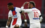 Presnel Kimpembe et Neymar avec le Paris Saint-Germain sur la pelouse de Rennes en L1 le 9 mai 2021