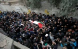 Enterrement d'Ahmed al-Ayesh, 28 ans, et de Laith Manasra, 21 ans, deux Palestiniens tués par l'armée israélienne dans le camp de Qalandiya, en Cisjordanie occupée