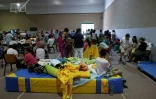 Des habitants évacués après un violent incendie ont trouvé refuge à Villamanta, à l'ouest de Madrid, le 24 juillet 2026