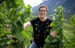 Sandrine Caloz dans ses vignes à Miège, en Suisse, le 15 juillet 2019
