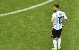 L'Argentin Lionel Messi dépité après l'élimination contre la France, le 30 juin 2018 à Kazan 