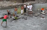 Mardi 1er Février 2011

Pêche aux bichiques dans la rivière de Saint-Denis

(Photo Marie Trouvé)