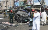 Des policiers sur les lieux d'une explosion à Lahore, le 8 mai 2019 à Lahore, au Pakistan