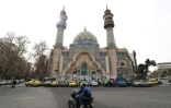 La mosquée de l'Imam Sadiq, place Palestine, à Téhéran, le 9 février 2026 en Iran