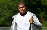 L'attaquant français Kylian Mbappé arrive au centre d'entraînement de Clairefontaine en vue du rassemblement des Bleus, le 28 août 2017