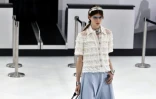 Défilé Chanel pour le prêt-à-porter printemps-été 2016 à Paris le 6 octobre 2015