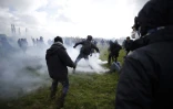 Heurts entre manifestants et forces de l'ordre sur le site de la ZAD de Notre-Dame-des-Landes, le 15 avril 2018