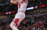 Zach LaVine des Chicabo Bulls lors du match NBA face aux Atlanta Hawks le 29 décembre 2021