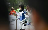 Un robot participe au semi-marathon des robots humanoïdes à Pékin, le 19 avril 2025