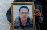 Portrait d'Anis Amri, auteur présumé de l'attentat de Berlin, montré par son frère Walid Amri, à Oueslatia, en Tunisie, le 23 décembre 2016