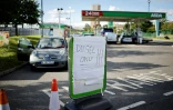 Une affiche indiquant "Diesel uniquement" à l'entrée du station-services, le 29 septembre 2021 à Stratford, dans l'est de Londres