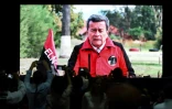 Le dirigeant de la guérilla colombienne de l'ELN, Pablo Beltran, sur une vidéo projetée lors du congrès des Farc, autre guérilla devenue parti politique après la signature d'un accord de paix avec le gouvernement, le 27 août 2017 à Bogota