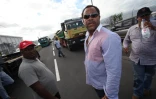 Mardi 5 Avril 2011

Les transporteurs bloquent les voies d'accès à la SRPP