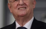 L'ancien PDG de Volkswagen, Martin Winterkorn, arrive pour son procès au tribunal de Brunswick, dans le nord de l'Allemagne, le 3 septembre 2024