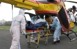 Transfert d'un patient souffrant du Covid-19, de Paris à Nantes, le 15 mars 2021 