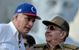Le président cubain Miguel Diaz-Canel et son prédecesseur Raul Castro à La Havane le 1er mai 2018